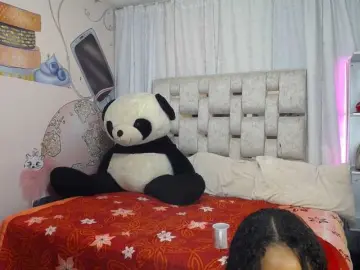 Paulina-evans  live sex cam