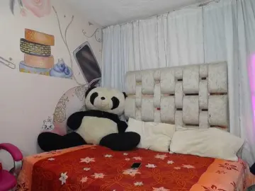 Paulina-evans  live sex cam