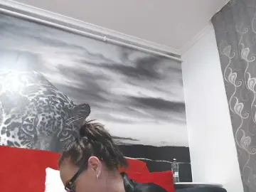 Sweetandreea  live sex cam