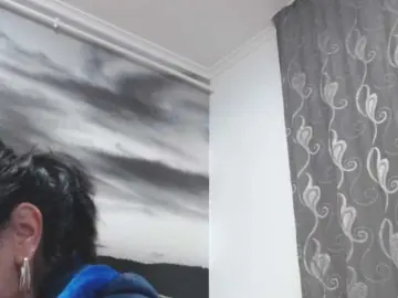 Sweetandreea  live sex cam