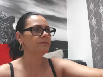 Sweetandreea  live sex cam