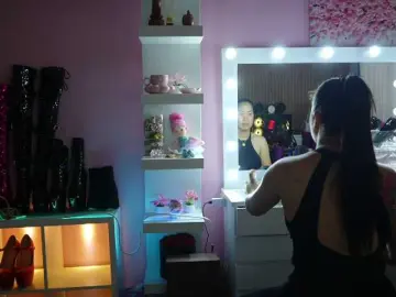 UrFilipinaGirl  live sex cam