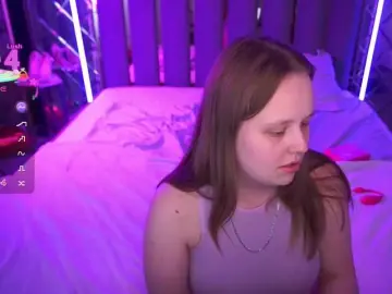 CrystallPaws  live sex cam