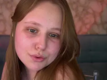 CrystallPaws  live sex cam