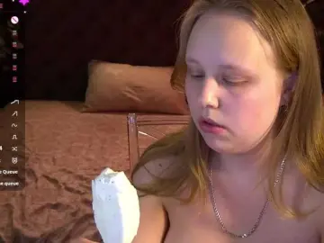 CrystallPaws  live sex cam