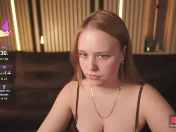 CrystallPaws  live sex cam