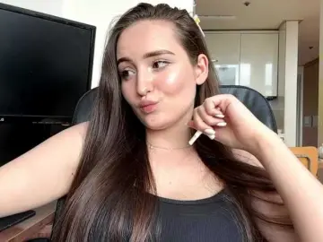 EmillyCarte  live sex cam