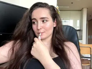 EmillyCarte  live sex cam