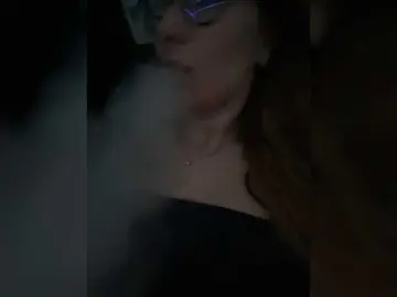 Lillii1  live sex cam