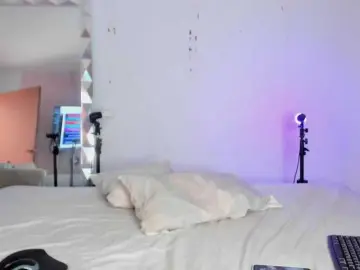 RaileMillers  live sex cam