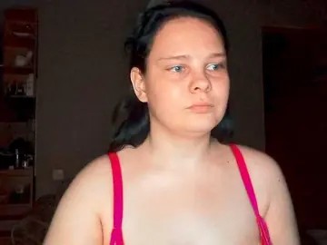 SweetPiggy13  live sex cam
