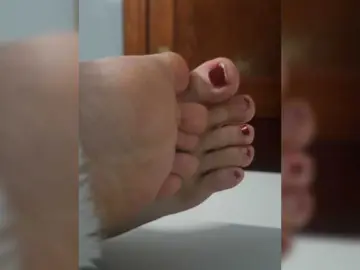 Celeste-yue  live sex cam