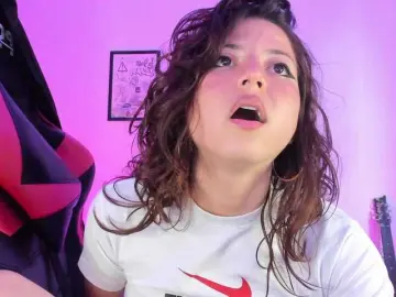 Lolamustaine  live sex cam