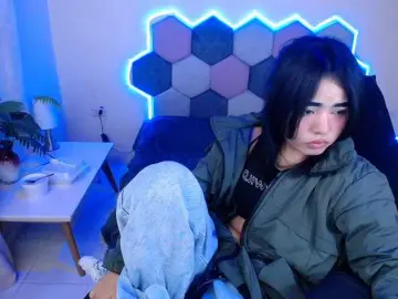 Raven-dark  live sex cam