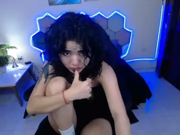 Raven-dark  live sex cam