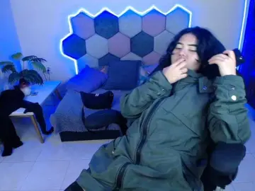 Raven-dark  live sex cam