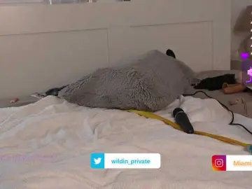 Emmababe  live sex cam