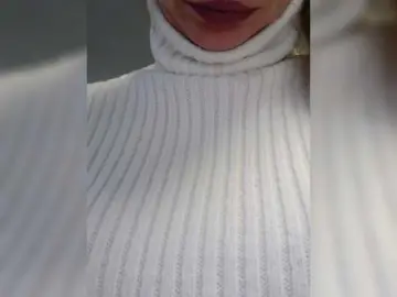 EmmiHot  live sex cam