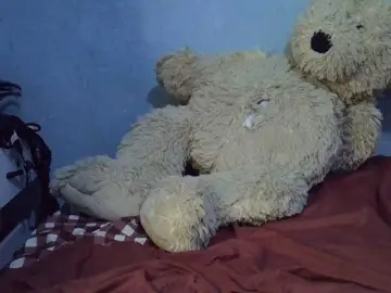 GoldenGoddess1  live sex cam