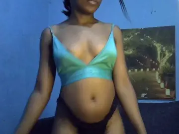 GoldenGoddess1  live sex cam