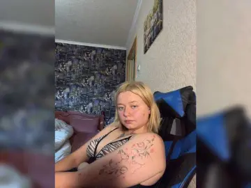 Lllluiza  live sex cam