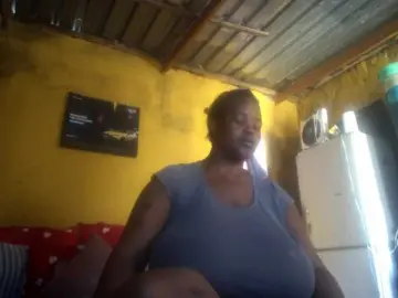 Melonboobs1  live sex cam