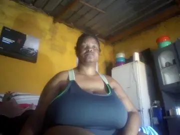 Melonboobs1  live sex cam