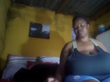 Melonboobs1  live sex cam