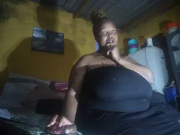Melonboobs1  live sex cam