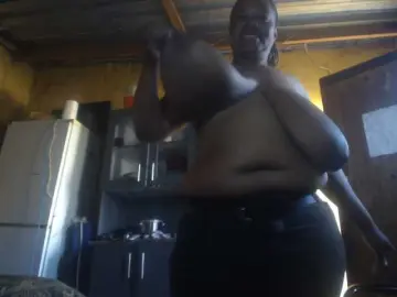 Melonboobs1  live sex cam