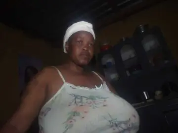 Melonboobs1  live sex cam