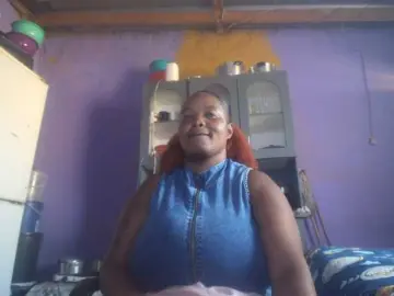 Melonboobs1  live sex cam