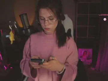 Eniigmua  live sex cam
