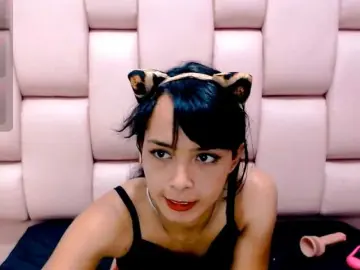 Gisela18  live sex cam