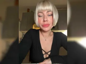 AlisaBlackFox  live sex cam