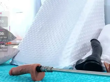 IrisRoss  live sex cam