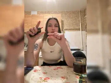 Karinochka-kar-kar  live sex cam