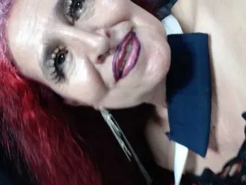 Lucy-mature  live sex cam