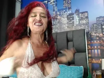 Lucy-mature  live sex cam