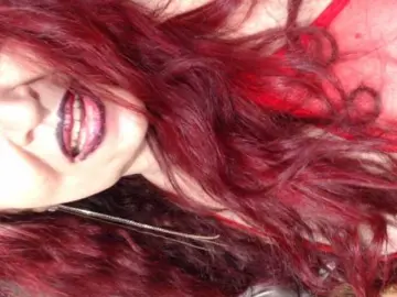 Lucy-mature  live sex cam
