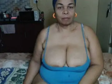 Mydreamgirrl  live sex cam