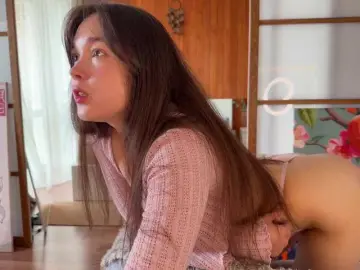 PlumyBun  live sex cam