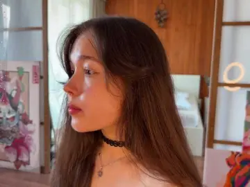 PlumyBun  live sex cam
