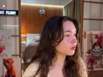 PlumyBun  live sex cam