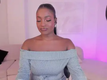 SavannahStorm  live sex cam