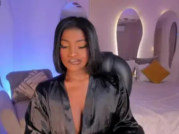 SavannahStorm  live sex cam