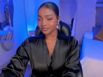 SavannahStorm  live sex cam