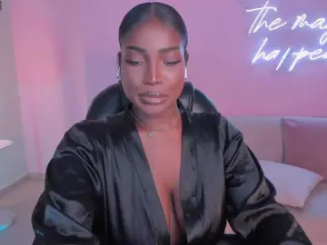 SavannahStorm  live sex cam