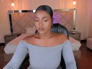 SavannahStorm  live sex cam
