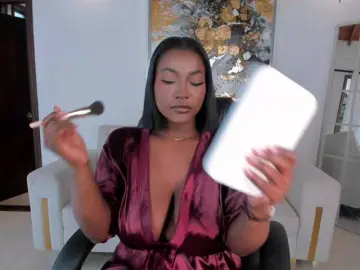 SavannahStorm  live sex cam